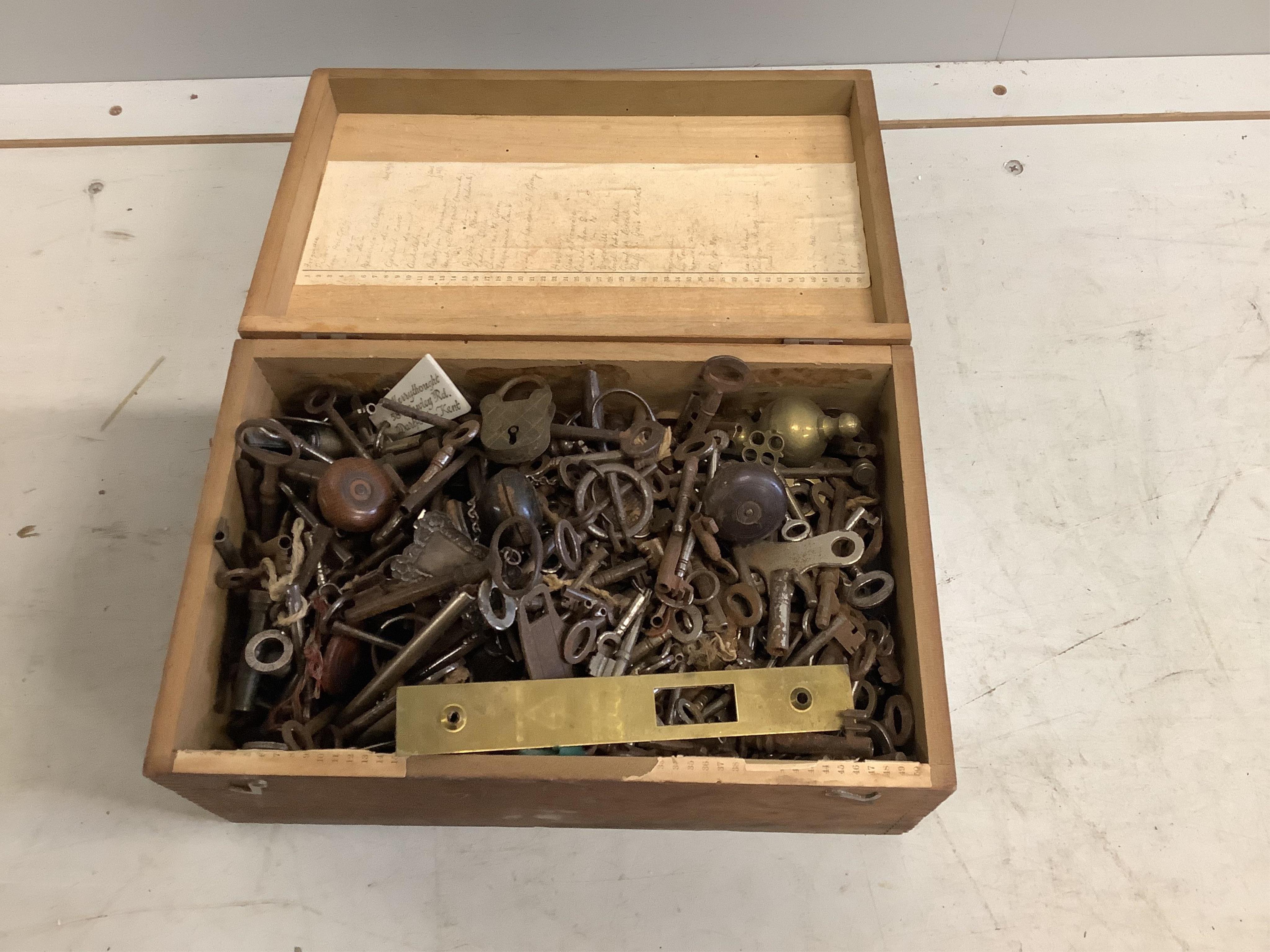 A collection of assorted furniture mounts, brass weights and cabinet keys. Condition - fair